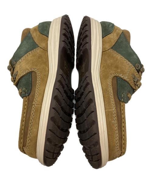CLARKS（クラークス）CLARKS (クラークス) KITH Ronnie Fieg (キスロニーフィグ) 8thストリート サンダーランド スエードシューズ ブラウン×グリーン サイズ:26.5の古着・服飾アイテム