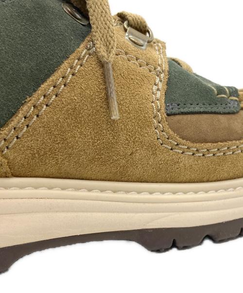CLARKS（クラークス）CLARKS (クラークス) KITH Ronnie Fieg (キスロニーフィグ) 8thストリート サンダーランド スエードシューズ ブラウン×グリーン サイズ:26.5の古着・服飾アイテム