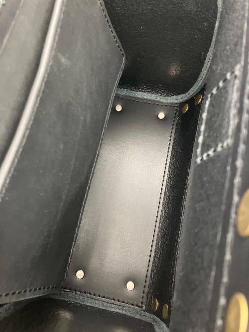 Herz（ヘルツ）Herz (ヘルツ) たるマチ3wayバッグ ブラックの古着・服飾アイテム