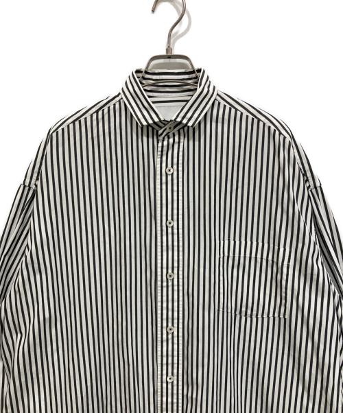 ticca（ティッカ）ticca (ティッカ) シャツワンピース ホワイト×ブラック サイズ:freeの古着・服飾アイテム