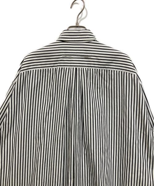 ticca（ティッカ）ticca (ティッカ) シャツワンピース ホワイト×ブラック サイズ:freeの古着・服飾アイテム