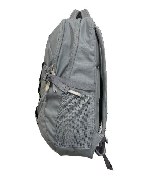 THE NORTH FACE（ザ ノース フェイス）THE NORTH FACE (ザ ノース フェイス) PIVOTERリュック グレーの古着・服飾アイテム
