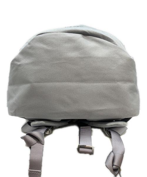 THE NORTH FACE（ザ ノース フェイス）THE NORTH FACE (ザ ノース フェイス) PIVOTERリュック グレーの古着・服飾アイテム