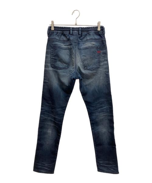 DIESEL（ディーゼル）DIESEL (ディーゼル) 2032 D-KROOLEY-B JOG ジョグジーンズ インディゴ サイズ:W28の古着・服飾アイテム