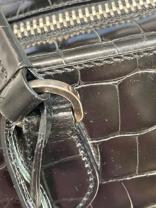 PRADA（プラダ）PRADA (プラダ) クロコ型押し ハンドバッグ ブラックの古着・服飾アイテム
