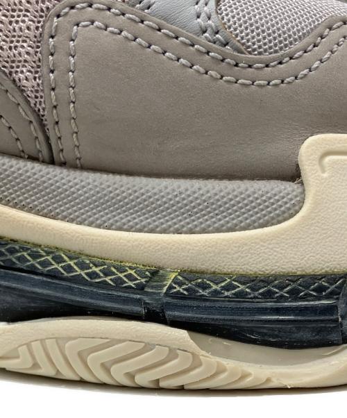 BALENCIAGA（バレンシアガ）BALENCIAGA (バレンシアガ) 18AW TRIPLE S GreyNeo ダッドスニーカー グレー×イエロー サイズ:29の古着・服飾アイテム