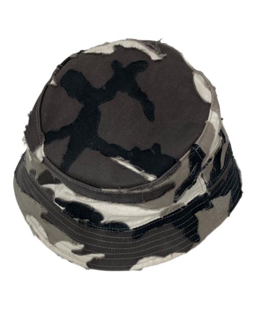 SUPREME（シュプリーム）SUPREME (シュプリーム) 25SS Layered Camo Crusher Snow Camo バケットハット グレーの古着・服飾アイテム