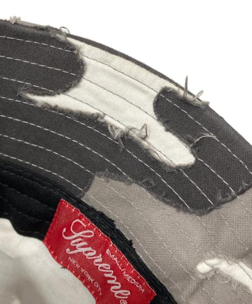 SUPREME（シュプリーム）SUPREME (シュプリーム) 25SS Layered Camo Crusher Snow Camo バケットハット グレーの古着・服飾アイテム