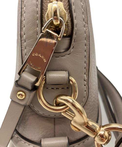 COACH（コーチ）COACH (コーチ) ショルダーバッグ ベージュの古着・服飾アイテム