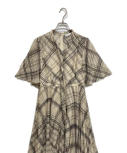 CELFORD（セルフォード）CELFORD (セルフォード) バリエーションプリーツワンピース ベージュ サイズ:38の古着・服飾アイテム
