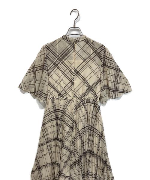 CELFORD（セルフォード）CELFORD (セルフォード) バリエーションプリーツワンピース ベージュ サイズ:38の古着・服飾アイテム