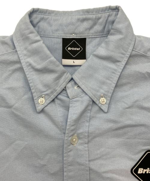 F.C.R.B.（エフシーレアルブリストル）F.C.R.B. (エフシーレアルブリストル) COOLMAX EMBLEM B.D SHIRT ブルー サイズ:Lの古着・服飾アイテム