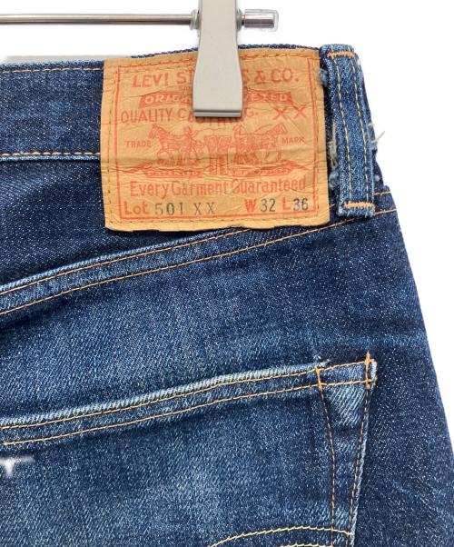LEVI'S VINTAGE CLOTHING（リーバイス ビンテージ クロージング）LEVI'S VINTAGE CLOTHING (リーバイス ビンテージ クロージング) 1955復刻501XXセルビッチ デニムパンツ インディゴ サイズ:32の古着・服飾アイテム