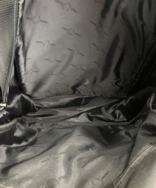 FRED PERRY（フレッドペリー）FRED PERRY (フレッドペリー) バックパック ブラックの古着・服飾アイテム