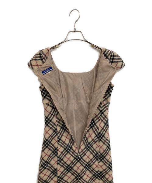 BURBERRY BLUE LABEL（バーバリー ブルー レーベル）BURBERRY BLUE LABEL (バーバリー ブルー レーベル) ベルテッド ノバチェックワンピース ベージュ サイズ:38の古着・服飾アイテム