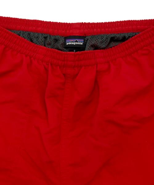 Patagonia（パタゴニア）Patagonia (パタゴニア) バギーズ・ショーツ 5インチ ハーフパンツ レッド サイズ:Sの古着・服飾アイテム