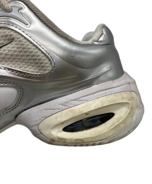 NIKE（ナイキ）NIKE (ナイキ) WMNS AIR MAX MUSE WHITE/METALLIC SILVER-PURE PLATINUM ローカットスニーカー ホワイト×シルバー サイズ:23.5の古着・服飾アイテム