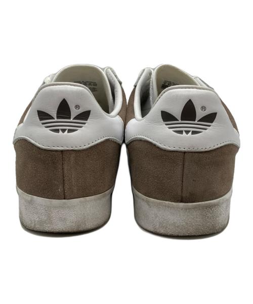 adidas（アディダス）adidas (アディダス) Gazelle 85 ベージュ×ホワイト サイズ:27の古着・服飾アイテム