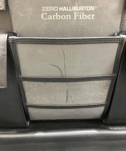 ZERO HALLIBURTON（ゼロ ハリバートン）ZERO HALLIBURTON (ゼロ ハリバートン) ステルス2 カーボンファイバー アタッシュケース ブラックの古着・服飾アイテム
