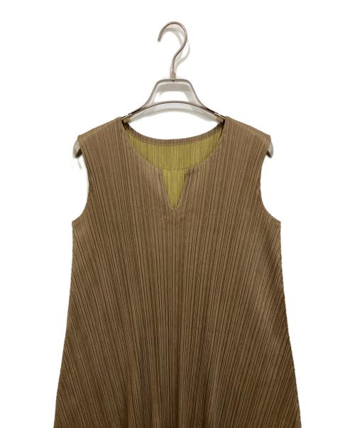 PLEATS PLEASE（プリーツプリーズ）PLEATS PLEASE (プリーツプリーズ) プリーツ ノースリーブワンピース ブラウン サイズ:3の古着・服飾アイテム