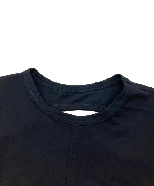 UN3D.（アンスリード）UN3D. (アンスリード) BACK OPEN WIDE TOP ブラック サイズ:freeの古着・服飾アイテム