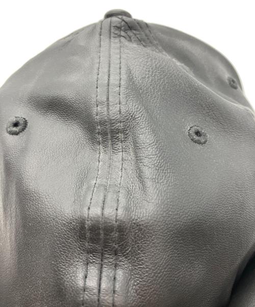 SUPREME（シュプリーム）Supreme (シュプリーム) New Era (ニューエラ) 22AW Leather Earflap Box Logo キャップ ブラック サイズ:7 1/2の古着・服飾アイテム