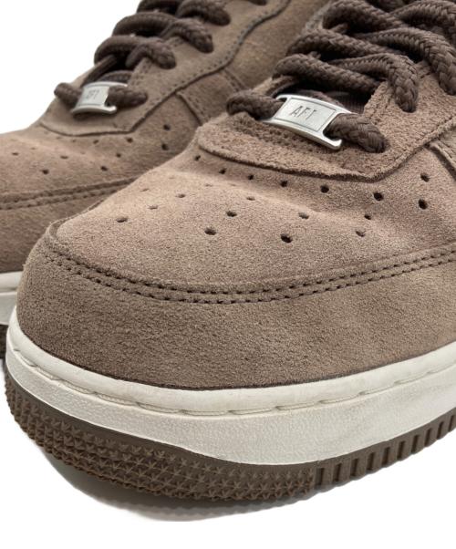 NIKE（ナイキ）NIKE (ナイキ) AIR FORCE 1 07 LV8 ローカットスニーカー ブラウン サイズ:27の古着・服飾アイテム