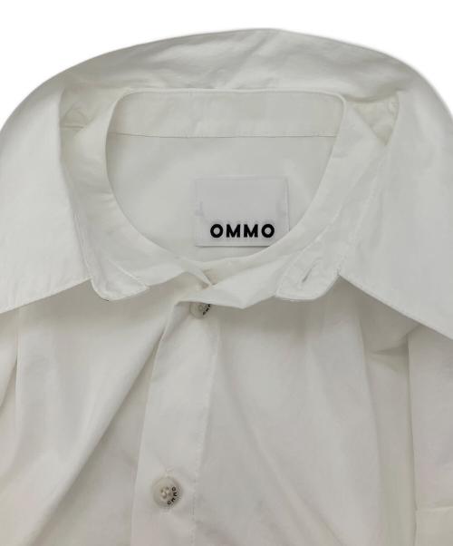 OMMO（オーエムエムオー）OMMO (オーエムエムオー) 2WAY TUCK LAYERED SHIRT ホワイト サイズ:freeの古着・服飾アイテム