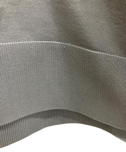UNITED ARROWS（ユナイテッドアローズ）UNITED ARROWS (ユナイテッドアローズ) ミニマル フリル ショートスリーブ ニット グレー サイズ:freeの古着・服飾アイテム
