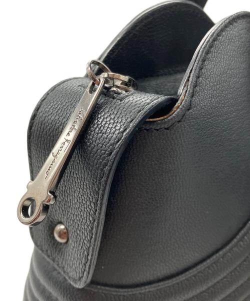 Salvatore Ferragamo（サルヴァトーレ フェラガモ）Salvatore Ferragamo (サルヴァトーレ フェラガモ) マリッサ ガンチーニ レザートートバッグ ブラックの古着・服飾アイテム