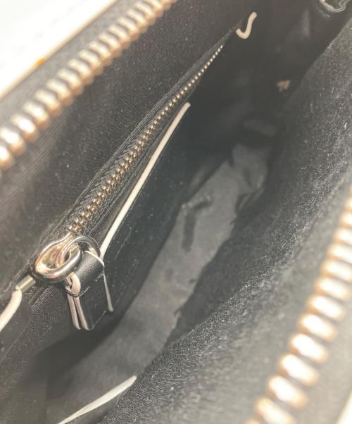 MARC JACOBS（マークジェイコブス）MARC JACOBS (マークジェイコブス) THE BOX 20 ショルダーバッグ ホワイト×ブラックの古着・服飾アイテム