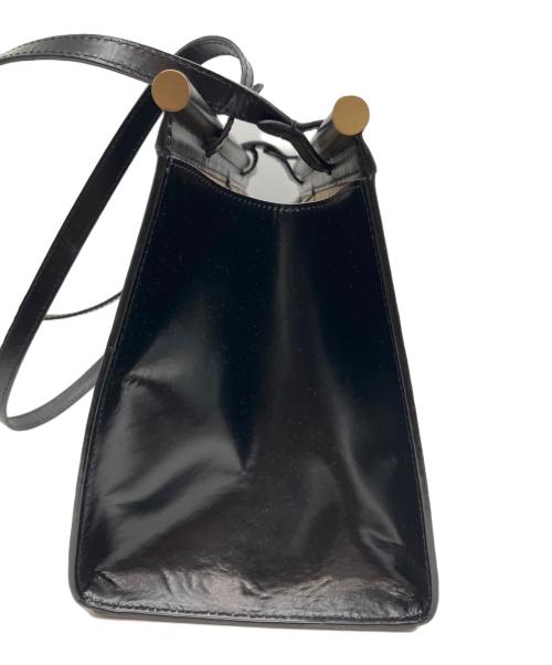 TOUT Y EST（トゥティエ）TOUT Y EST (トゥティエ) SAC PARALLELE  パラレル バッグ ブラックの古着・服飾アイテム
