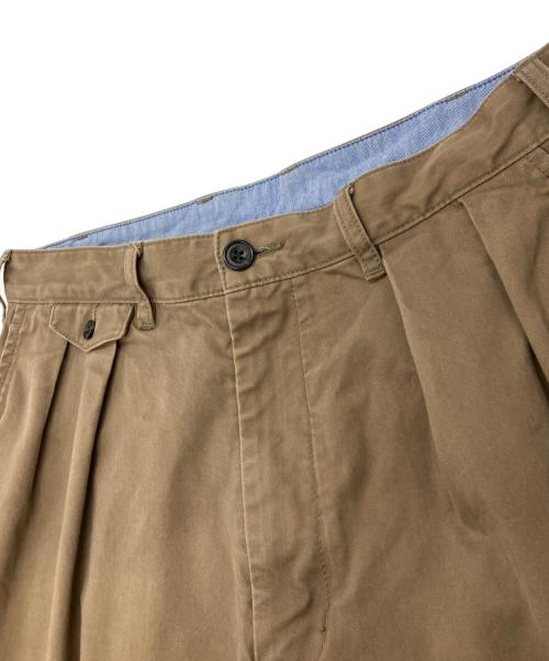 BEAMS（ビームス）BEAMS (ビームス) 2 Pleats Tapered Twill ブラウン サイズ:Mの古着・服飾アイテム