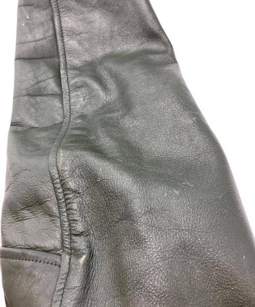 FLYNNTAN LEATHER（フライングタン レザー）FLYNNTAN LEATHER (フライングタン レザー) 70S スタジャン グリーン サイズ:42の古着・服飾アイテム