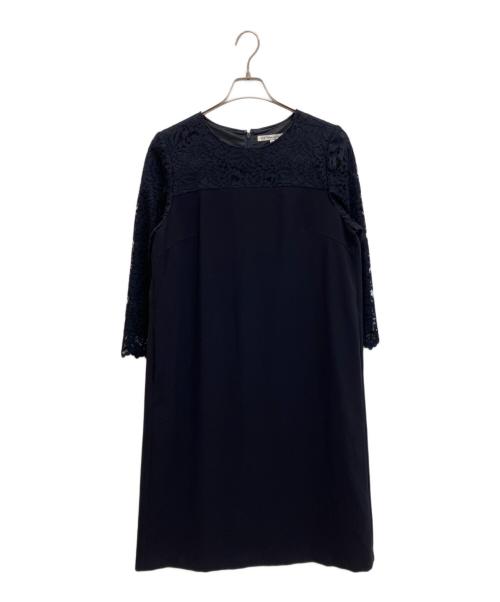 23区（ニジュウサンク）23区 (ニジュウサンク) トリアセダブルジョーゼット レース切り替え ワンピース ネイビー サイズ:44の古着・服飾アイテム