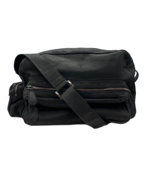 GIORGIO ARMANI（ジョルジオアルマーニ）GIORGIO ARMANI (ジョルジオアルマーニ) レザーショルダーバッグ ブラックの古着・服飾アイテム