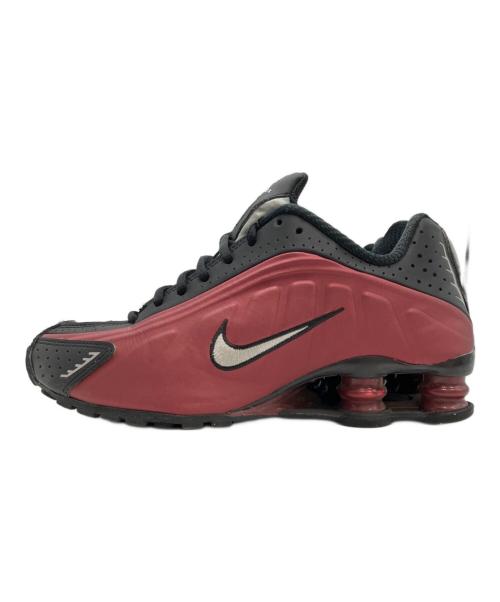 NIKE（ナイキ）NIKE (ナイキ) SHOX R スニーカー レッド サイズ:24の古着・服飾アイテム