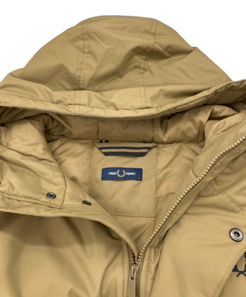 FRED PERRY（フレッドペリー）FRED PERRY (フレッドペリー) Padded Zip Through Jacket パデッドジップスルージャケット ブラウン サイズ:Lの古着・服飾アイテム
