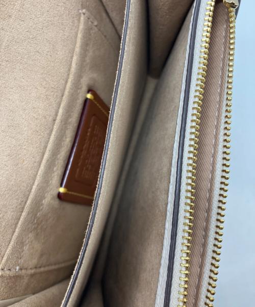 COACH（コーチ）COACH (コーチ) ミニ クレア クロスボディ バッグ ホワイトの古着・服飾アイテム