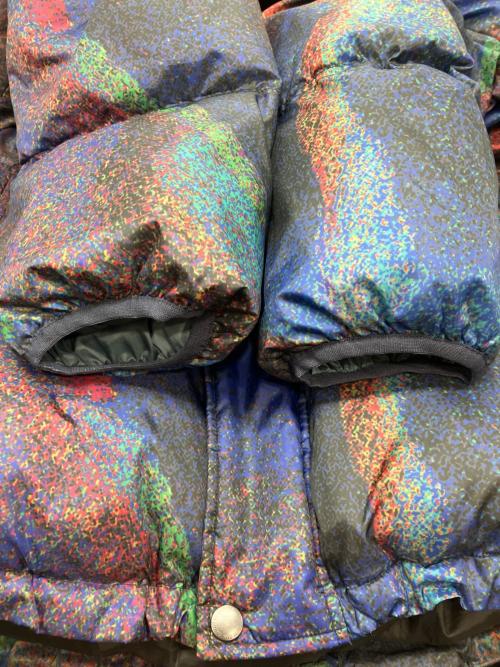 PS Paul Smith（ＰＳポールスミス）PS Paul Smith (ＰＳポールスミス) Acid Oil Slick' ファイバーダウンブルゾン 中綿 ネイビー×レッド サイズ:Lの古着・服飾アイテム
