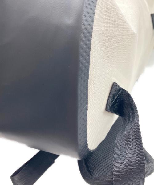 CHROME（クローム）CHROME (クローム) URBAN EX 2.0 ROLLTOP 20L バックパック ホワイトの古着・服飾アイテム