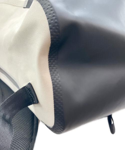 CHROME（クローム）CHROME (クローム) URBAN EX 2.0 ROLLTOP 20L バックパック ホワイトの古着・服飾アイテム