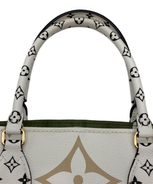 LOUIS VUITTON（ルイ ヴィトン）LOUIS VUITTON (ルイ ヴィトン) トートバッグ ホワイト×グリーンの古着・服飾アイテム