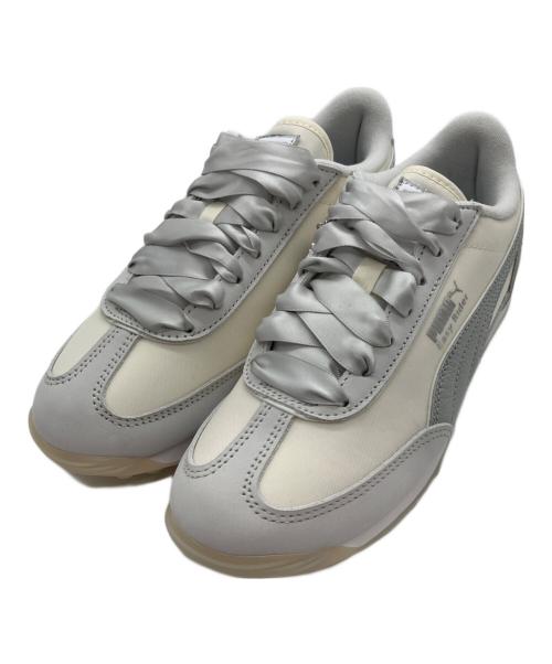 PUMA（プーマ）PUMA (プーマ) FRAY ID (フレイ アイディー) Easy Rider ローカットスニーカー ホワイト×グレー サイズ:23.5の古着・服飾アイテム