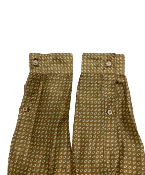 BURBERRY（バーバリー）BURBERRY (バーバリー) 総柄シルクシャツ ベージュ サイズ:38 未使用品の古着・服飾アイテム
