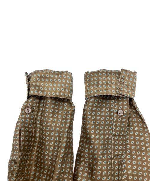 BURBERRY（バーバリー）BURBERRY (バーバリー) 総柄シルクシャツ ベージュ サイズ:38 未使用品の古着・服飾アイテム
