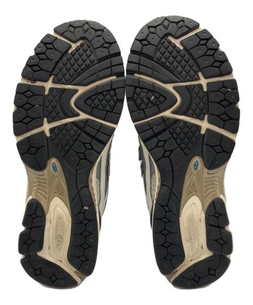 NEW BALANCE（ニューバランス）NEW BALANCE (ニューバランス) ローカットスニーカー ベージュ×グレー サイズ:28の古着・服飾アイテム