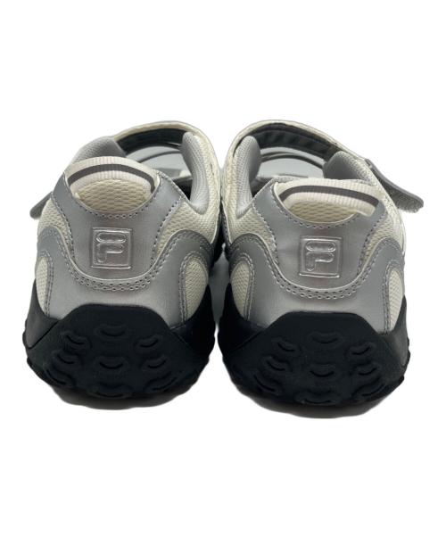 FILA（フィラ）FILA (フィラ) BEAUTY&YOUTH (ビューティーアンドユース) スニーカー ホワイト サイズ:23.5の古着・服飾アイテム