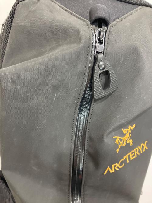 ARC'TERYX（アークテリクス）ARC'TERYX (アークテリクス) Arro 22 バックパック ブラックの古着・服飾アイテム