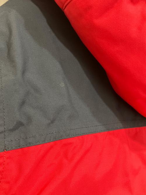 THE NORTH FACE（ザ ノース フェイス）THE NORTH FACE (ザ ノース フェイス) Gotham Jacket ダウンジャケット レッド×ブラック サイズ:Mの古着・服飾アイテム